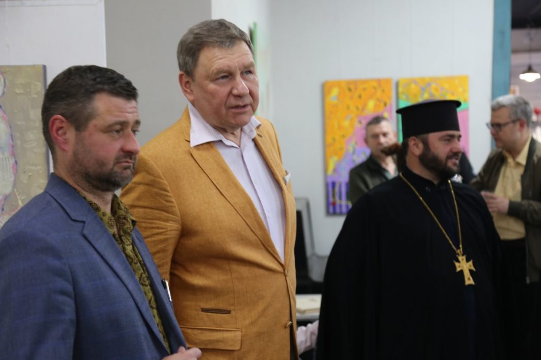 Михайло Поживанов проти Костянтина Чернявського: боротьба за контроль над активами Спілки художників