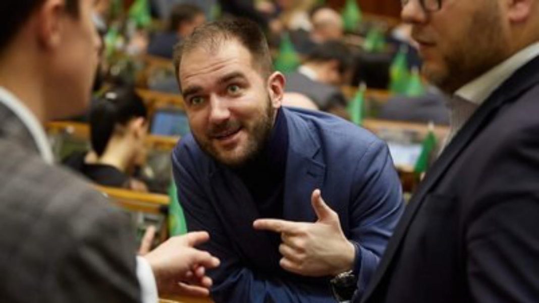 Від СІЗО до депутатського крісла: САП ініціює арешт нардепа Юрченка через саботаж судових засідань