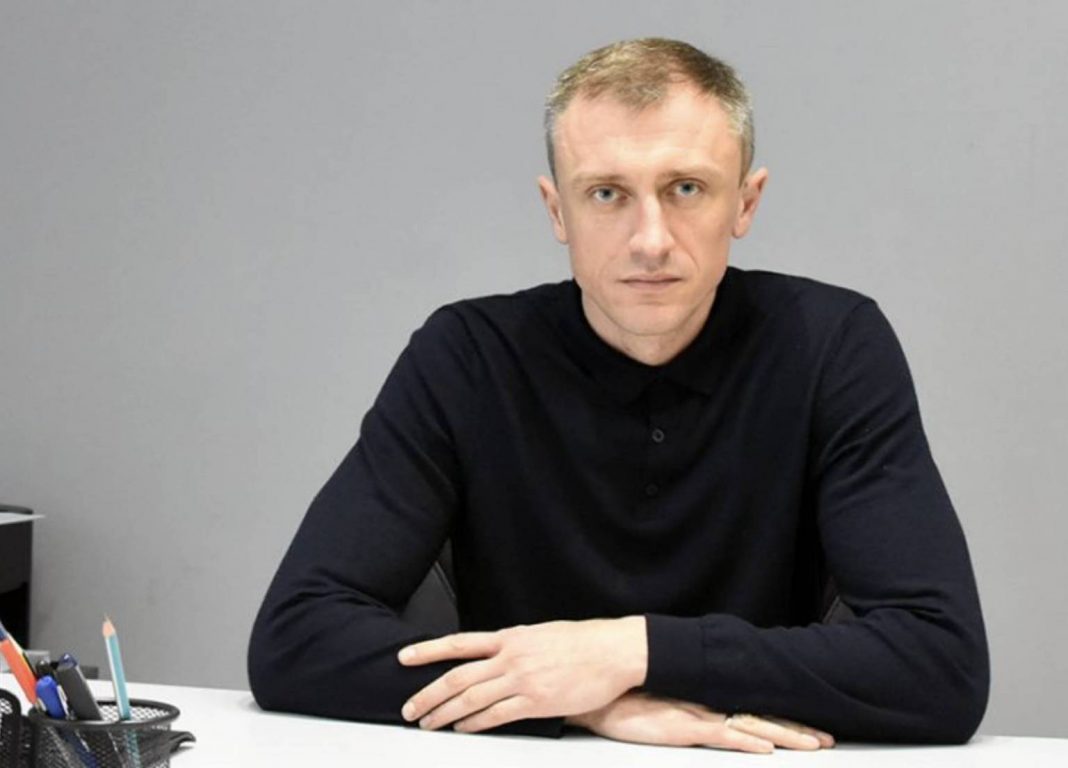 Начальник сервісного центру МВС Панчишин оформив Volkswagen e-Golf на батька: що показала декларація