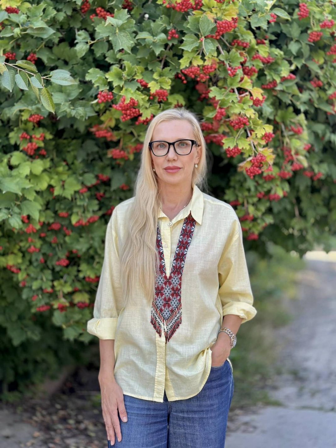 Олена Хотенко та її зв’язки з фінансовими махінаціями: від «Інституту податкових реформ» до кримської піраміди