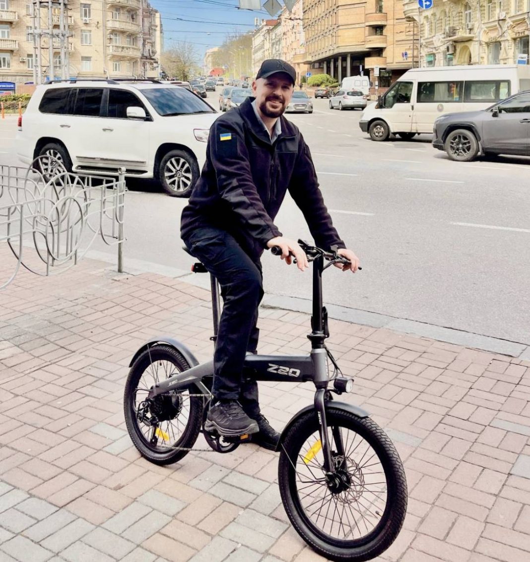 Заступник директора департаменту КМДА Сергій Дубенко задекларував авто дружини за заниженою вартістю