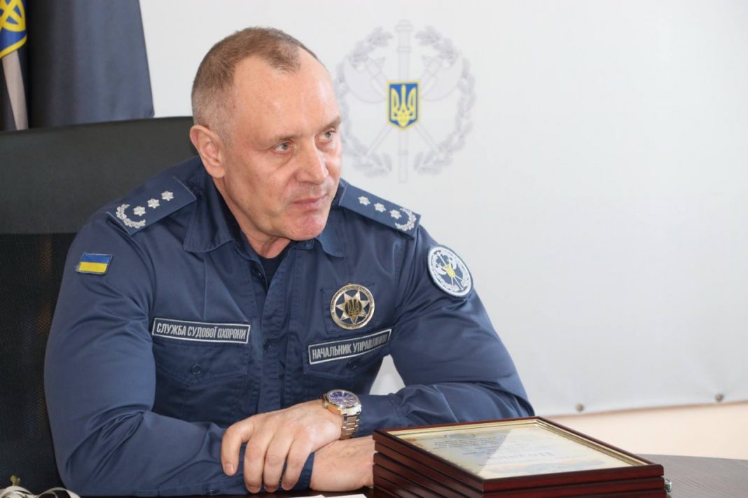 Начальник Служби судової охорони Львівщини Володимир Семенина, затриманий за хабар, позичив 75 тис. доларів