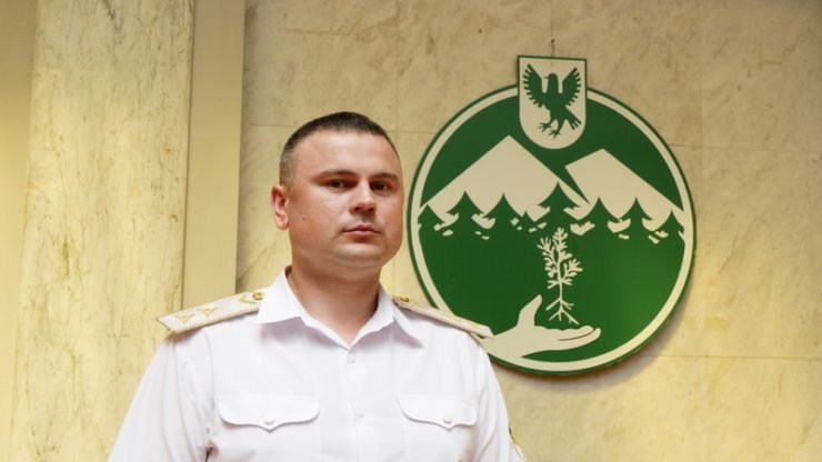 Директор філії ДП «Ліси України» Віктор Сахнюк: дружина з двома квартирами і BMW X5, мільйони на рахунках