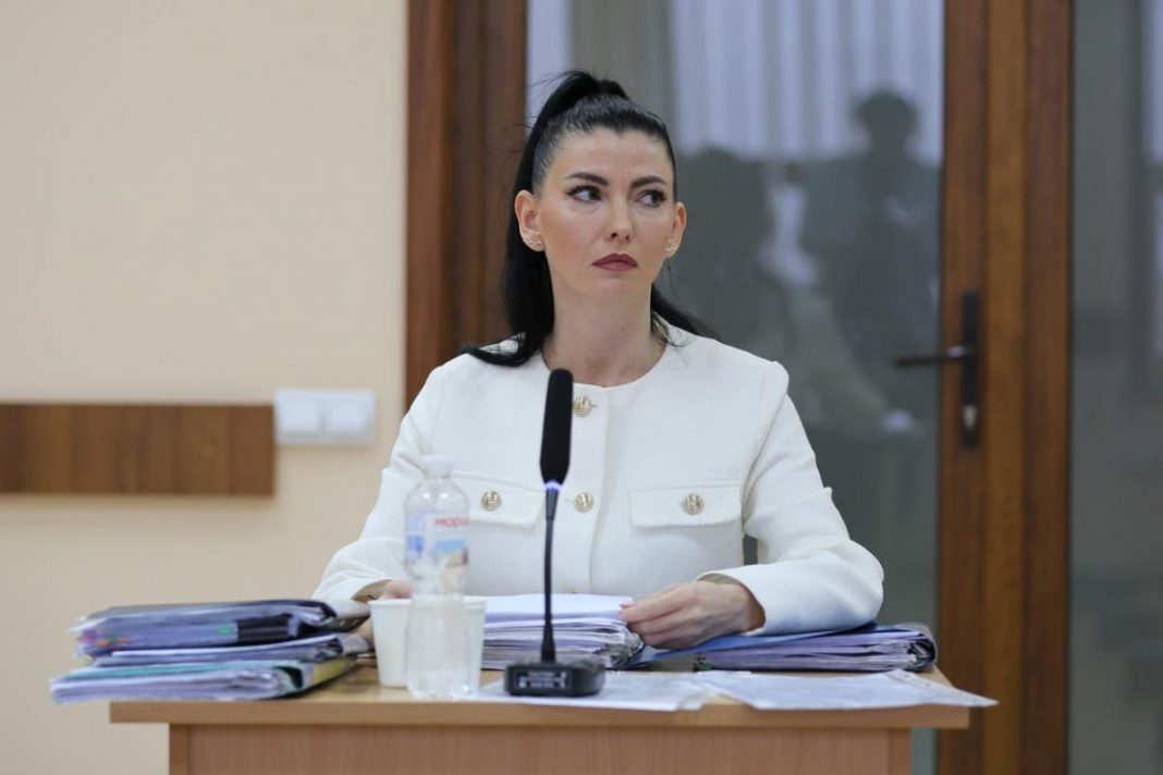 Суддя Марина Шаховніна: сумнівне минуле та спроба пройти кваліфікаційне оцінювання