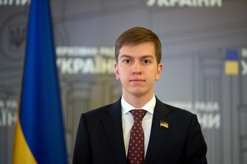 Депутат на пільгах: як Артем Кунаєв отримує бюджетні кошти за оренду квартири, пов’язаної з його родиною