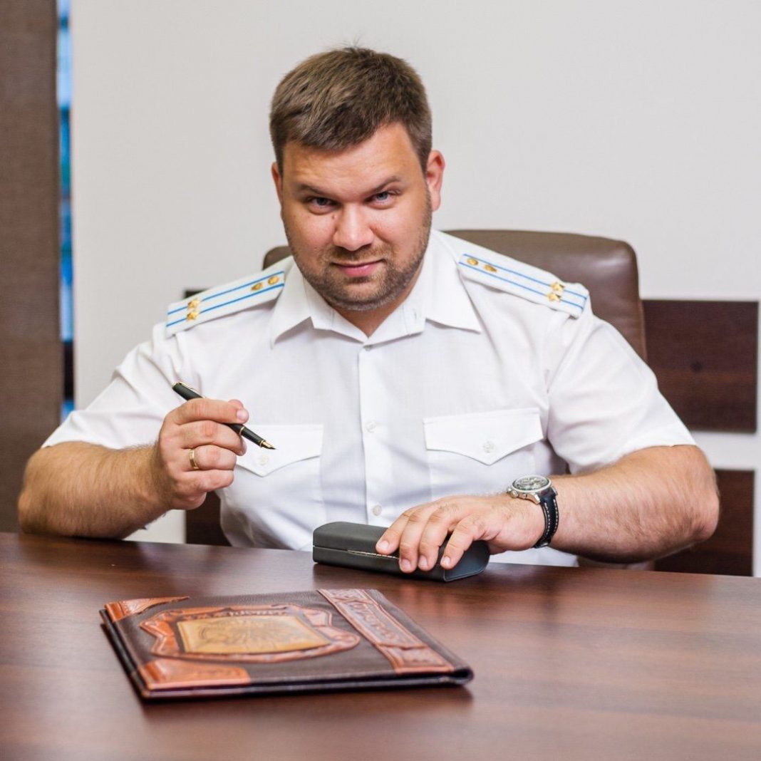 Скандального прокурора Романа Мудрого не змогли звільнити з Офісу генпрокурора