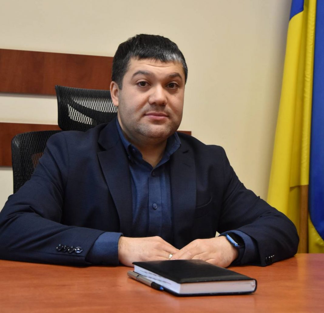 Заступник прокурора Кіровоградщини Іса Танривердієв задекларував пенсію та сумнівно дешеве авто