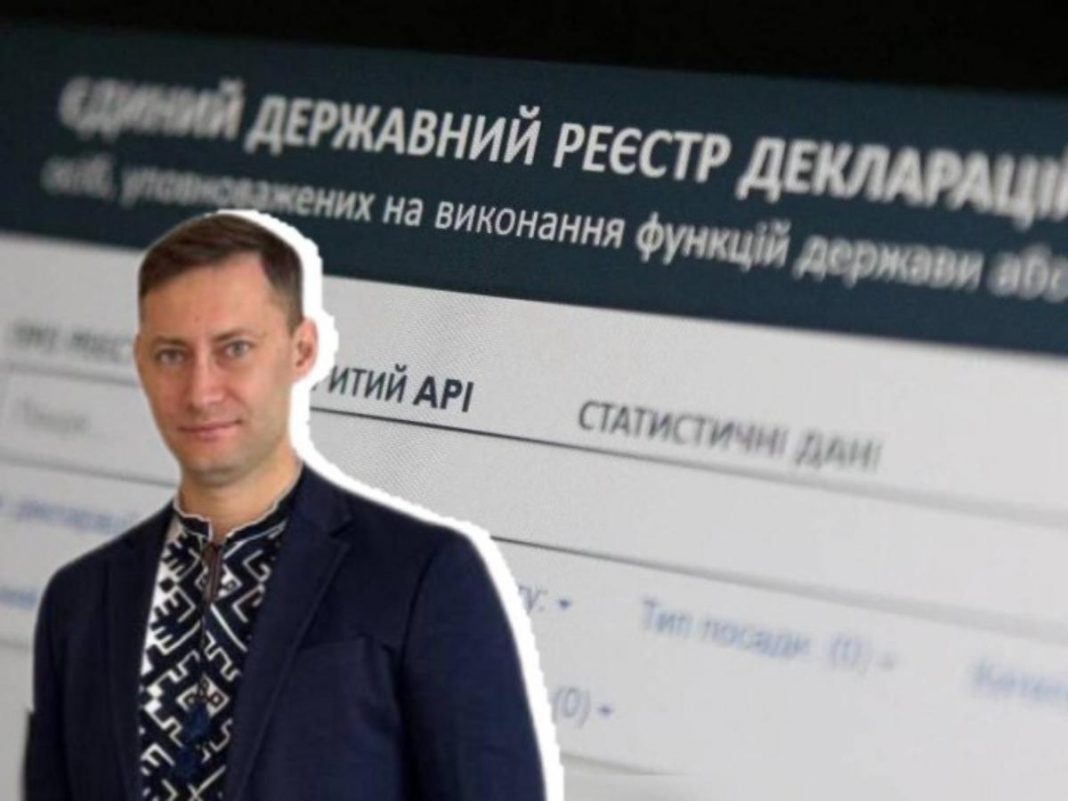 Заступник голови БЕБ Волині Сергій Журавльов задекларував подарунки від батька та користування майном родичів