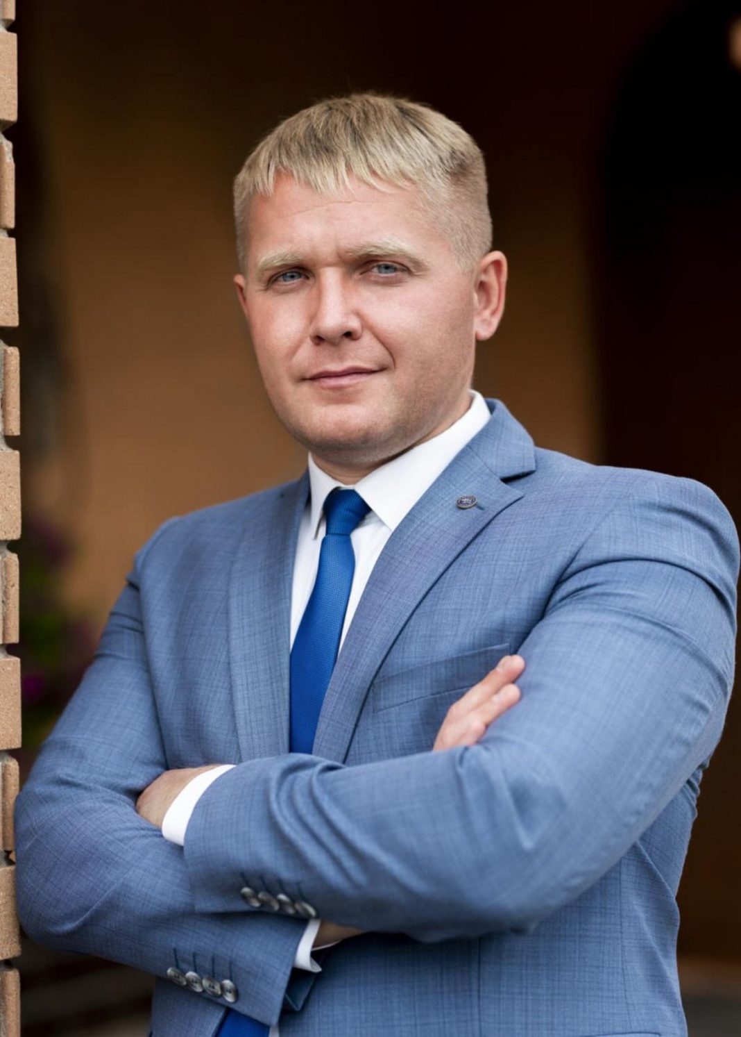 Депутат Зеленський купує квартири та Lexus під час війни: нова нерухомість в Івано-Франківську за 1,5 млн