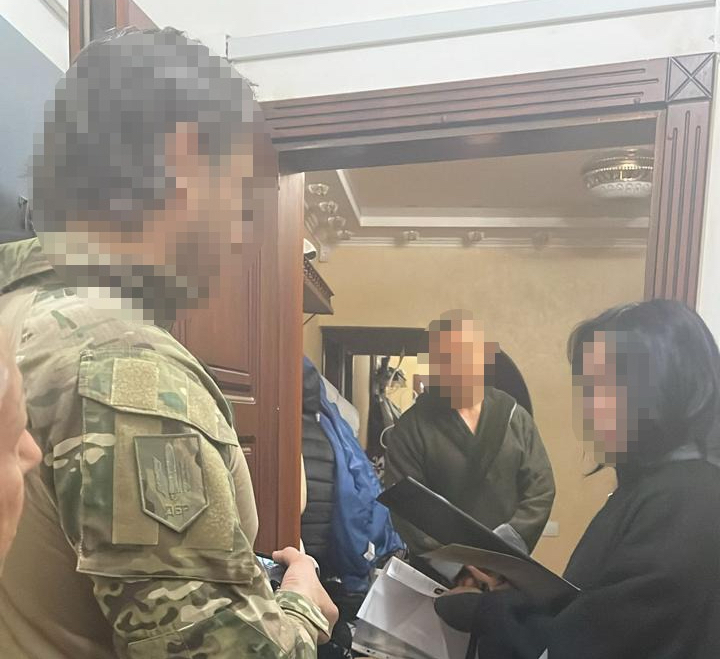 На Київщині правоохоронець брав хабарі за «кришування» наркобізнесу