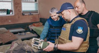 Прокурори Чуб, Фільчаков і Бєлоусов “випросили” нагородні Glock, але ховають їх від НАЗК