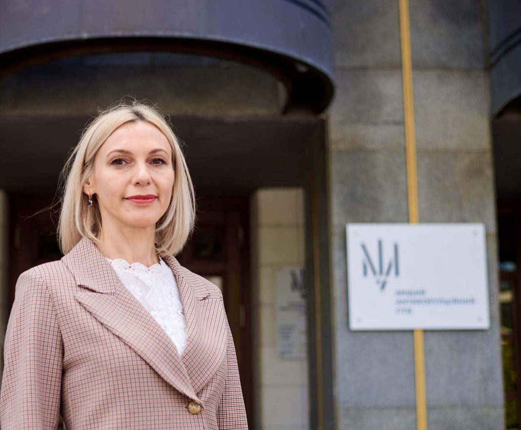 Голова ВАКС Віра Михайленко 13 років «тягне» справу рідного брата, щоб уникнути йому тюрми