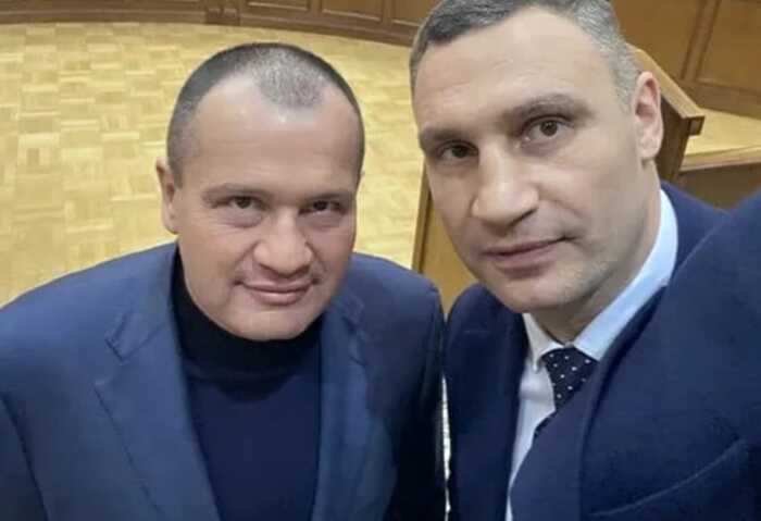 Київ під «тіньовим контролем»: як Віталій Кличко, Артур Палатний та Денис Комарницький формують правила гри у столиці