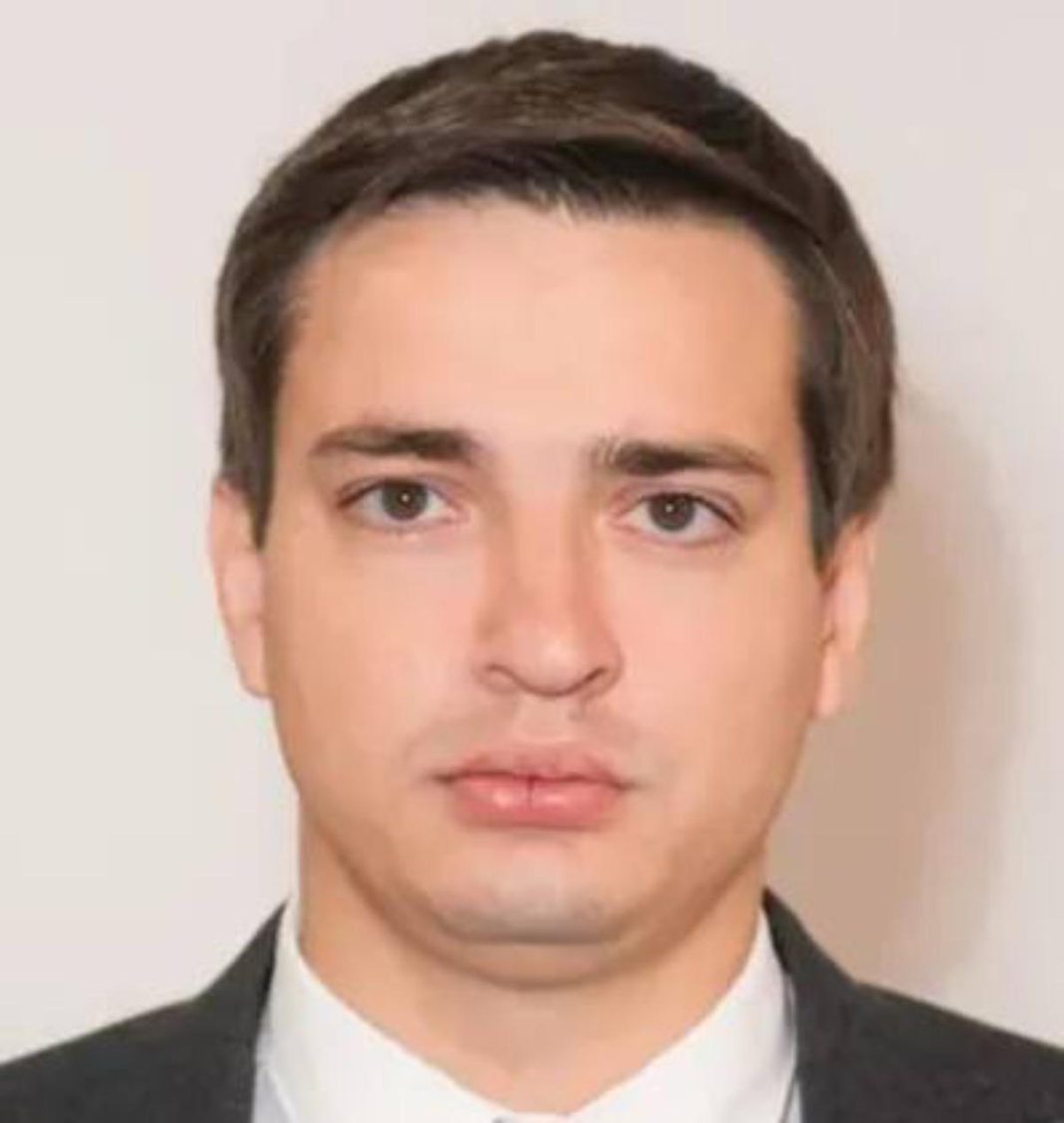 «Золота пенсія» у 33 роки: як експрокурор Дмитро Казак через суд вимагає 4,8 млн грн, перебуваючи у Швеції