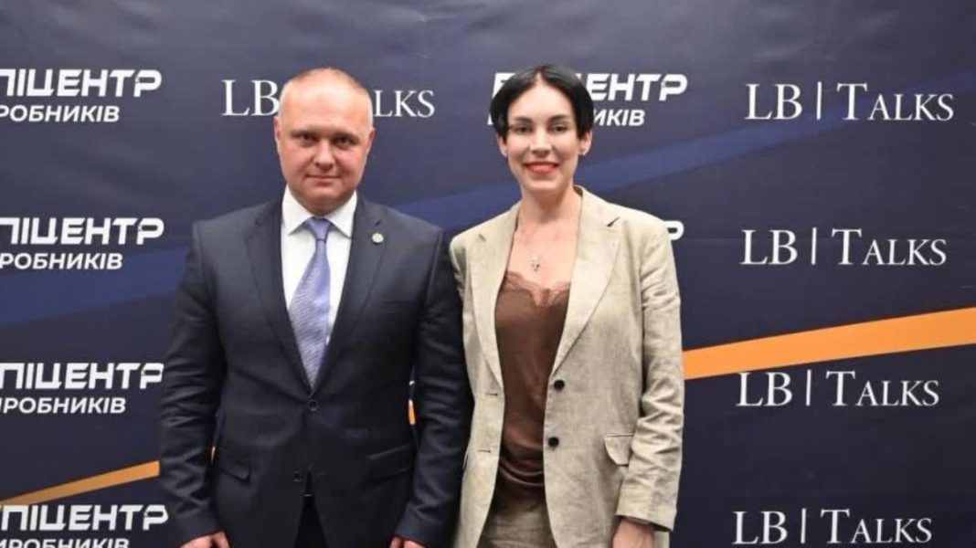 Медійні альянси та податкова «магія»: як очільник Митної служби Орест Мандзій обирає майданчики для інтерв'ю