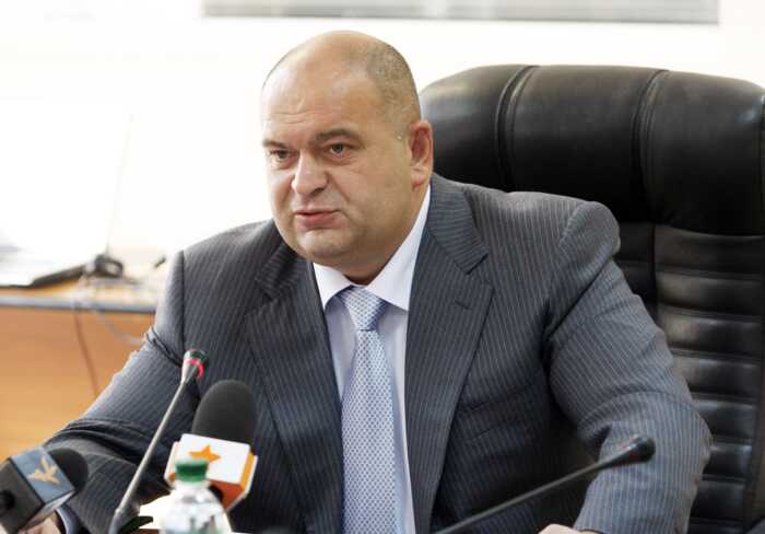 Колишній урядовець Януковича Микола Злочевський заробляє мільярди в Україні: доньки одержують ліцензії, а посадовці-поплічники надбали елітну нерухомість