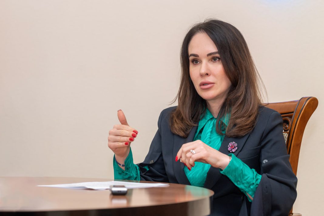 Як ексказаступниця міністра Мудра дозволила Шапрану вивести з-під санкцій майно «Юніграну»