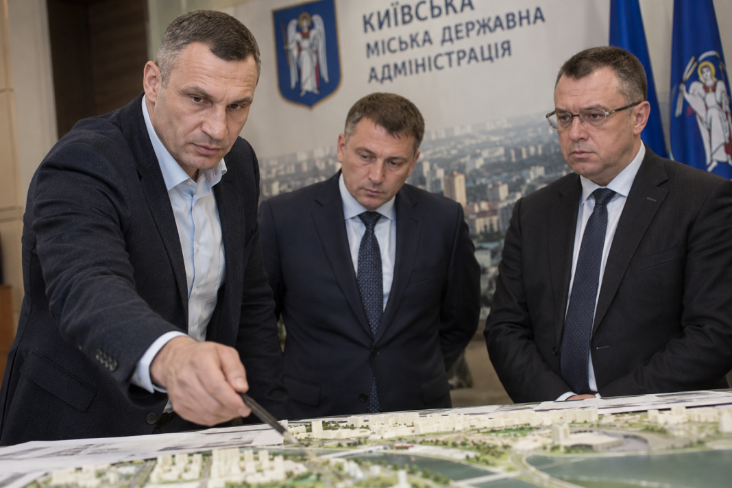 Розпродаж столиці за безцінь: як команда Кличка через бутафорські аукціони вивела комунальне майно на 64,8 млн грн
